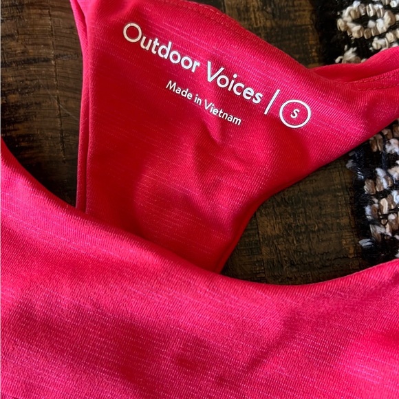 Outdoor Voices Techsweat Sports Bra - Picture 2 of 3